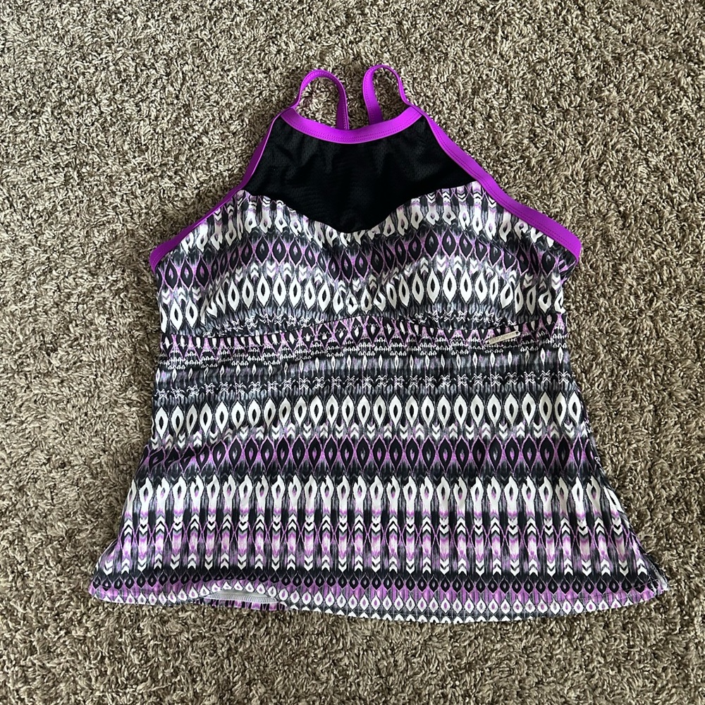 ZeroXposur Women’s Swim Top